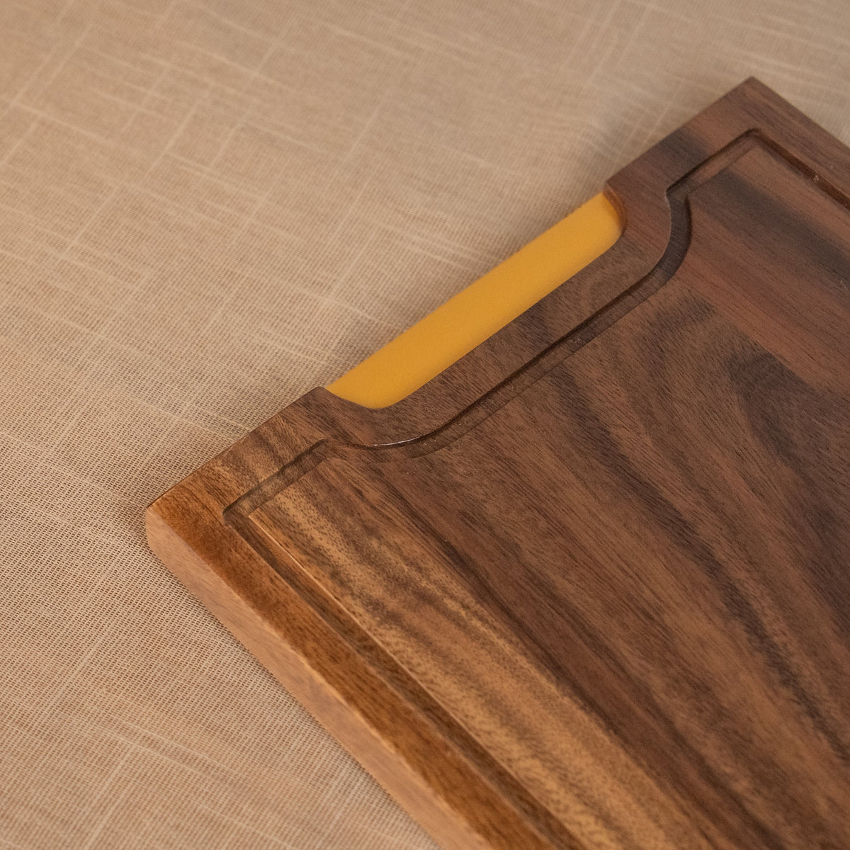 Metal Handle Wooden thick Chopping Board - Kavaṭa
