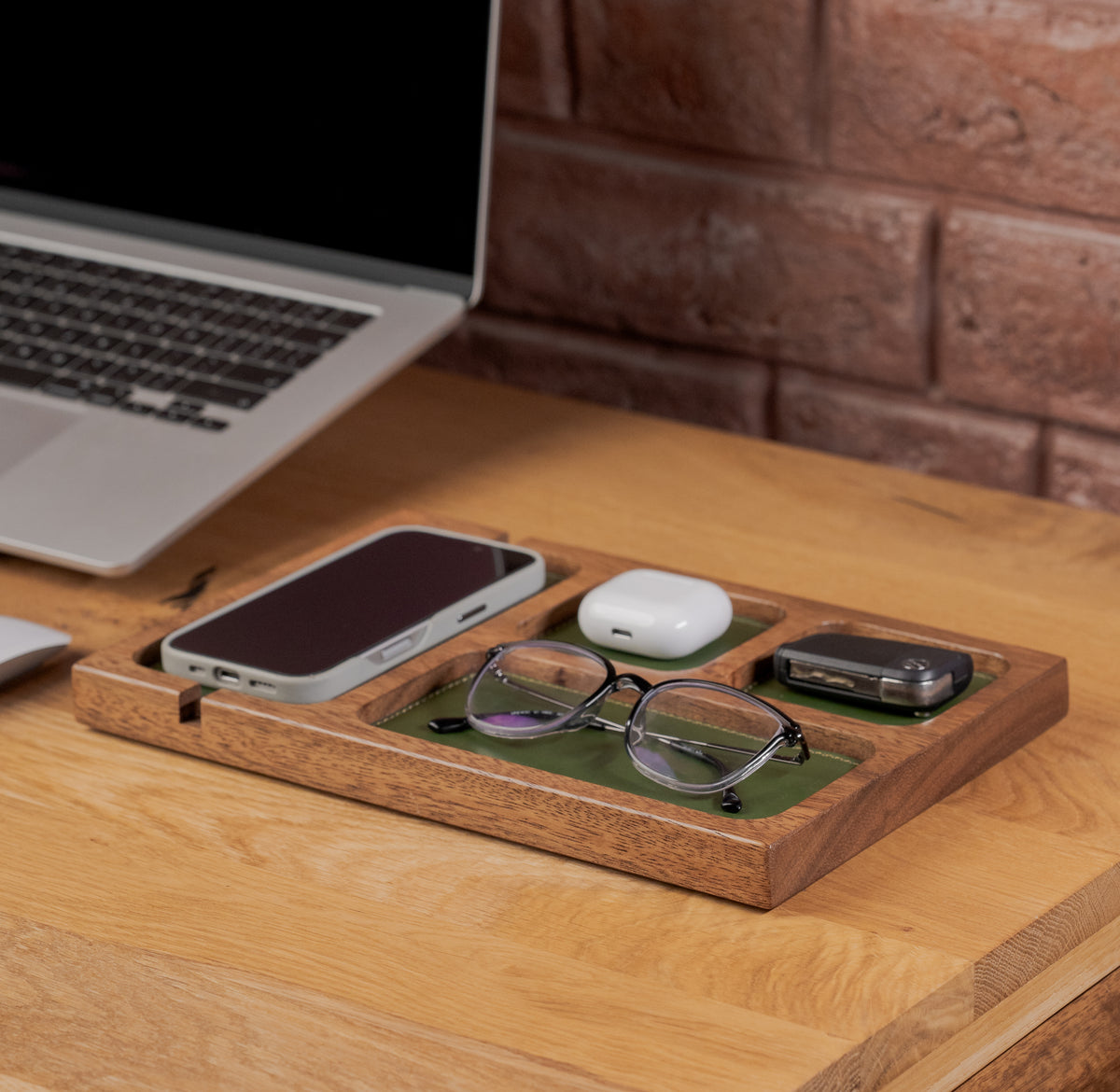 Wooden Valet Tray and Organiser  – Niveśa